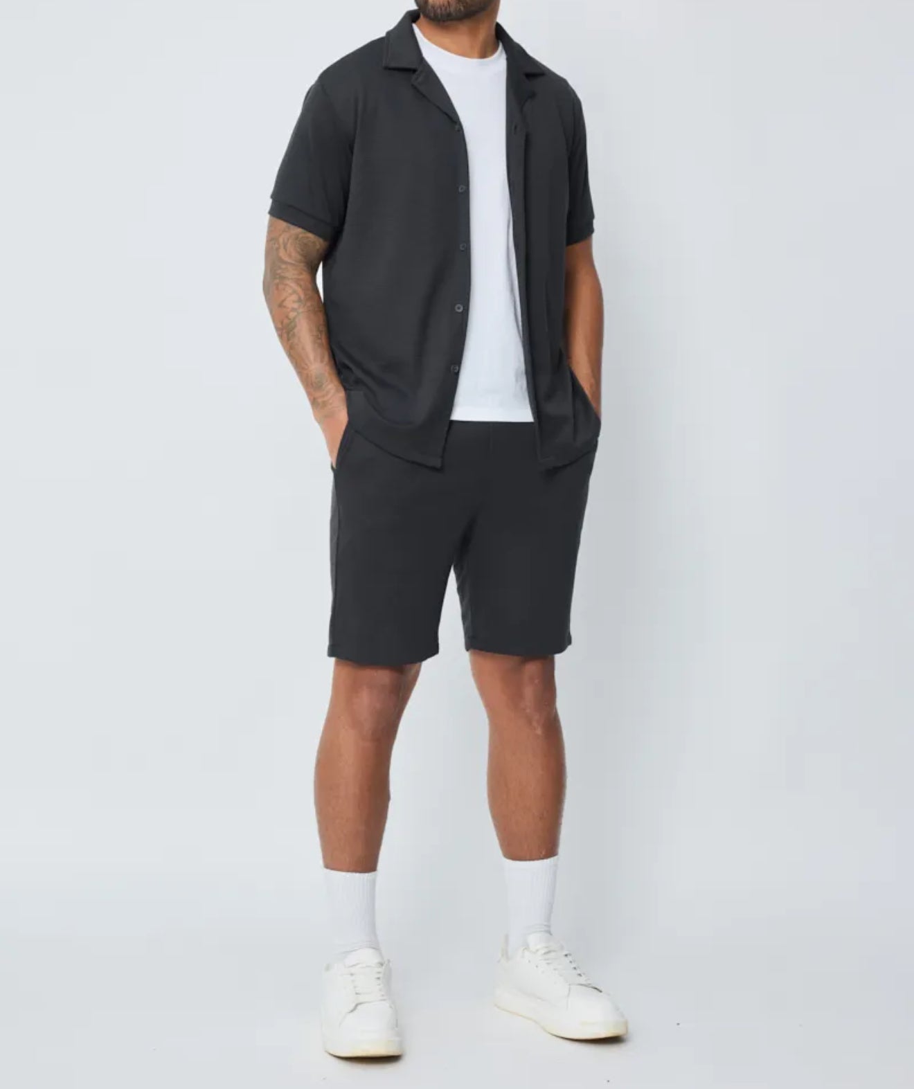 Ensemble chemise et short noir