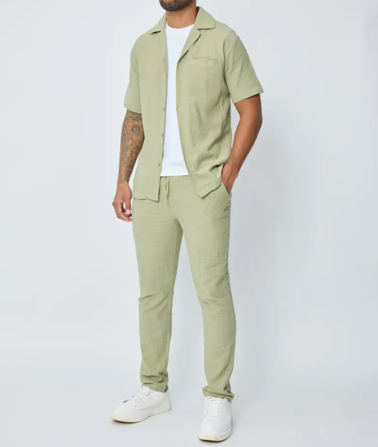 Ensemble vert en lin