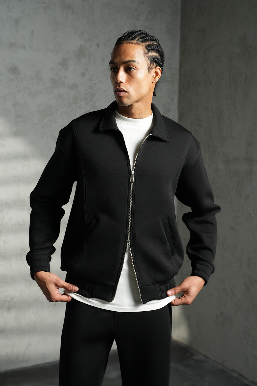 ENSEMBLE NÉOPRÈNE NOIR JOGGING ET VESTE COL MONTANT