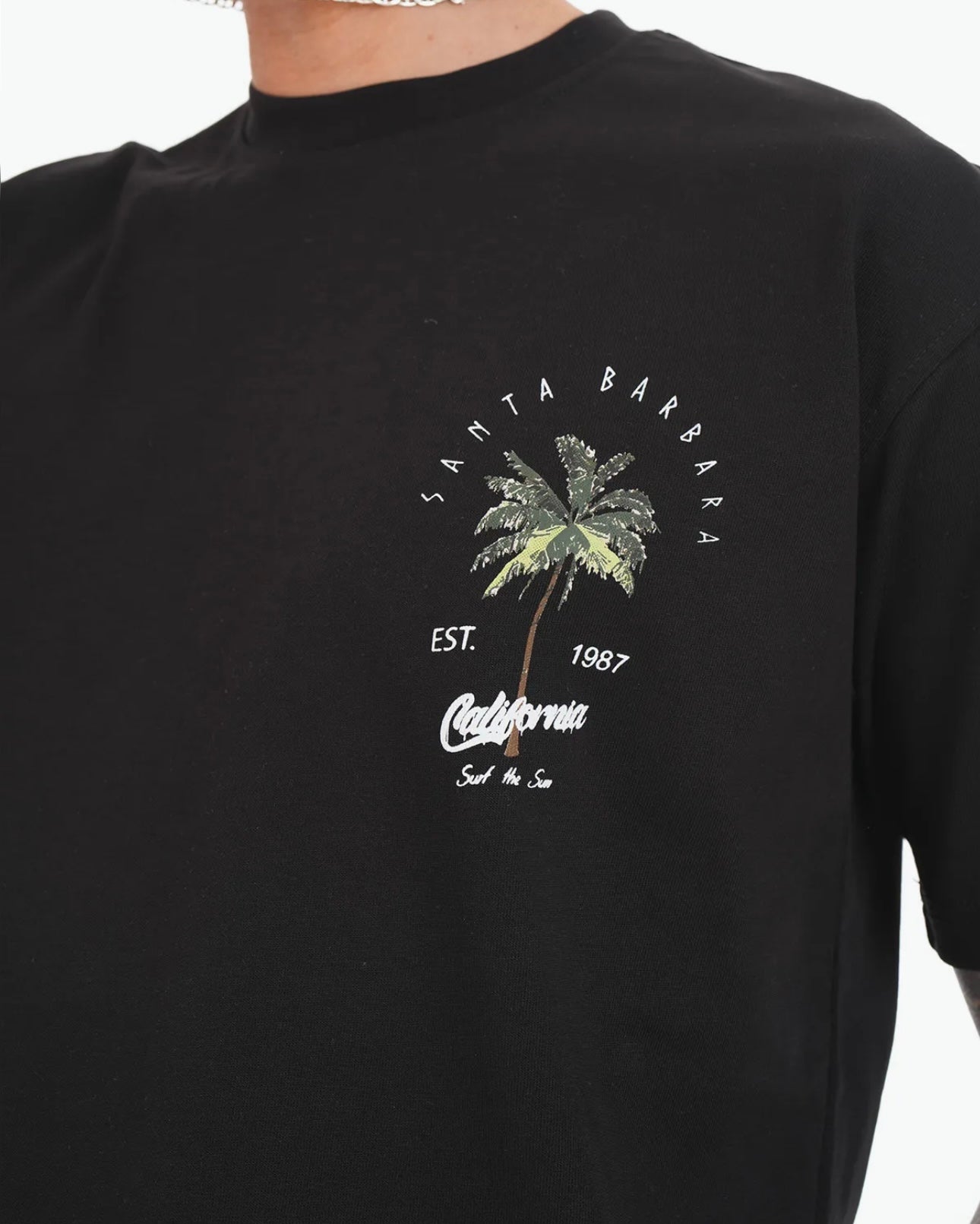 T-SHIRT OVERSIZE NOIR MOTIF ( PALMIERS )