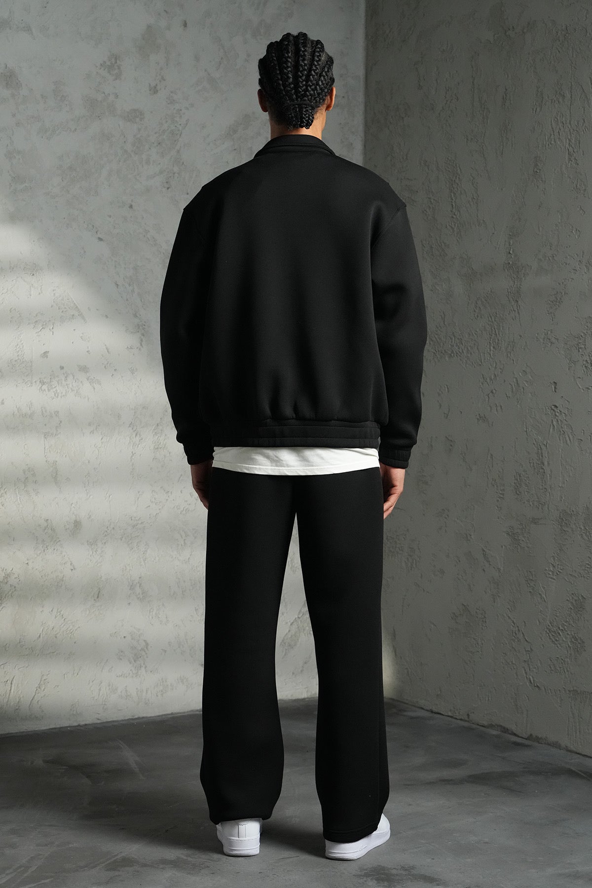 ENSEMBLE NÉOPRÈNE NOIR JOGGING ET VESTE COL MONTANT