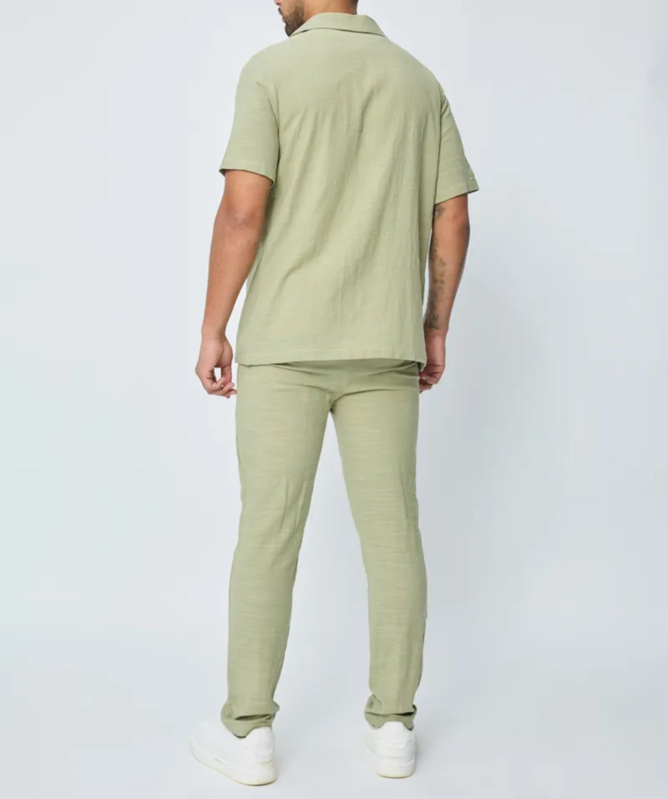 Ensemble vert en lin