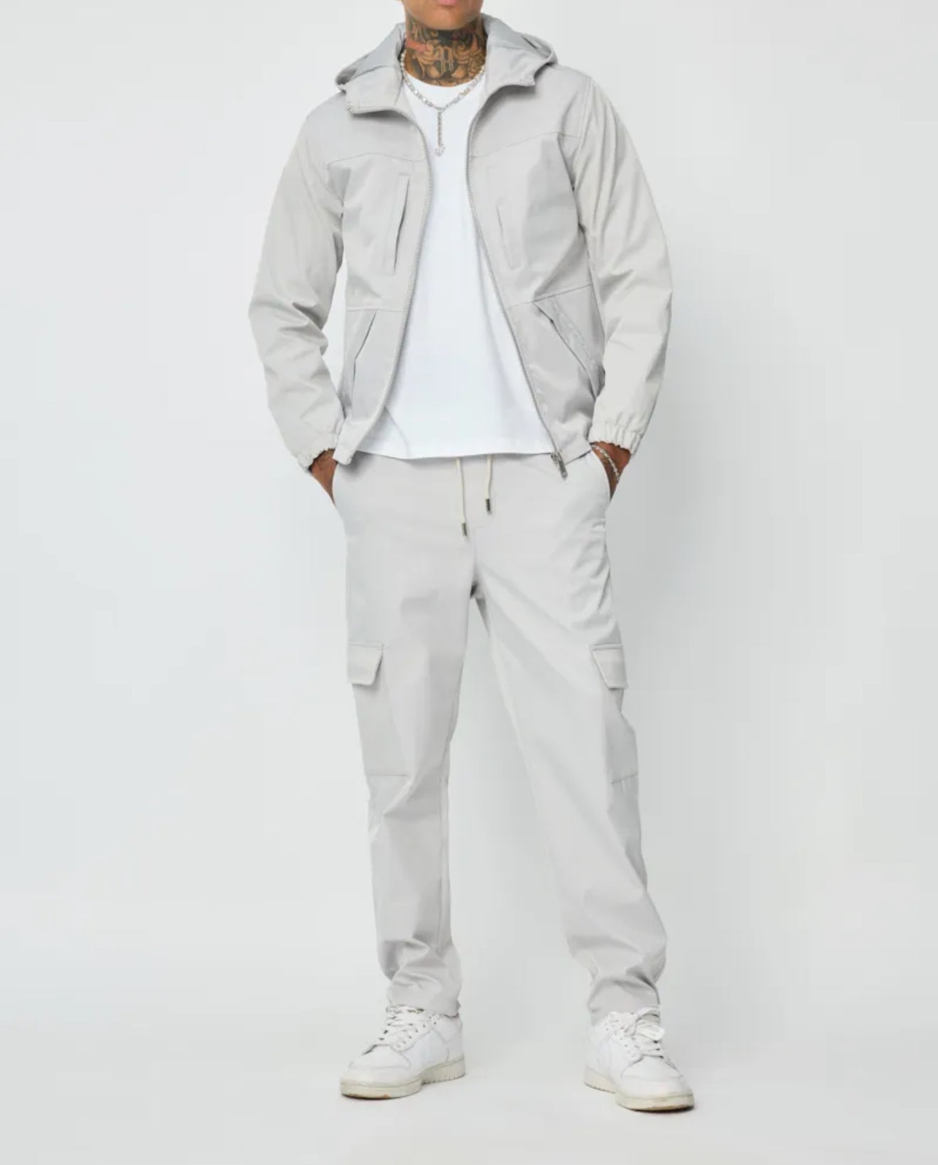 Ensemble Gris